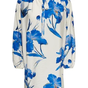 ONLHYACI – Blåblommig klänning