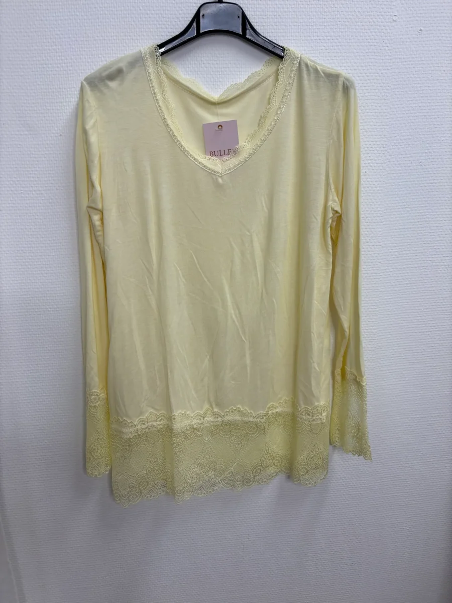 BULLER – Gul topp med spets - Bild 2