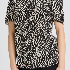 BYMMJOELLA – Mönstrad topp